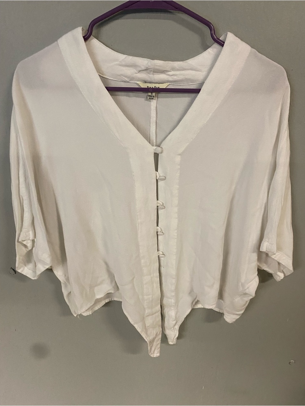 Sim & Sam White 100% Rayon Blouse size small women’s